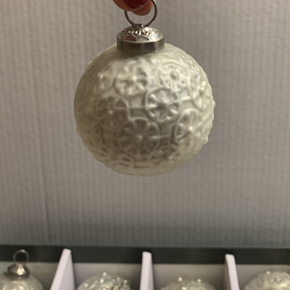 Martha Stewart Ornaments 12 Silver Mercury Glass Embellished Christmas Ornaments - Picture 4 of 4